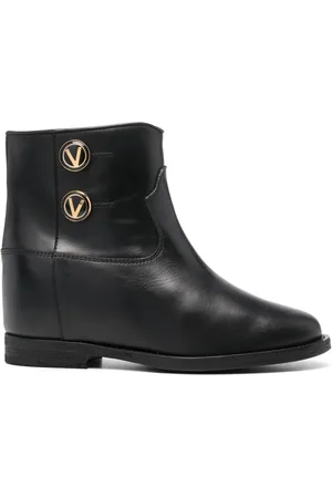 Via Roma Logo-engraved buttons boots