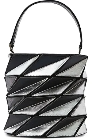 RYZÍ Small Andromeda two-way bucket bag