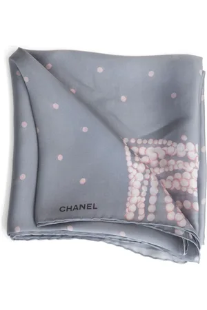 CHANEL 2000s pearl-print silk scarf