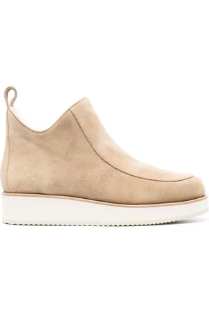 GABRIELA HEARST Round-toe 40mm shearling boots