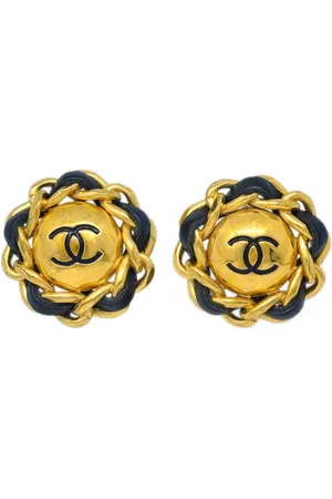 CHANEL 1993 CC clip-on stud earrings