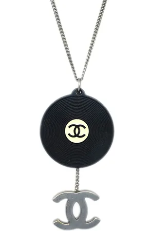 CHANEL 2004 CC Record necklace