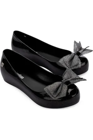 Melissa Bow-detaling ballerinas