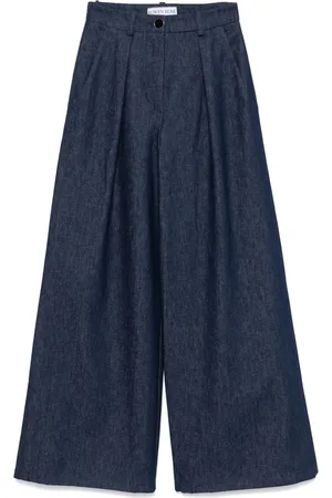 Rowen Rose Pleat-detail jeans