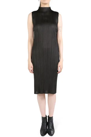 PLEATS PLEASE ISSEY MIYAKE August dress
