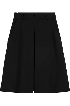 Ami Paneled knee-length shorts