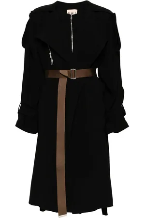 Plan C Detachable-sleeve raincoat