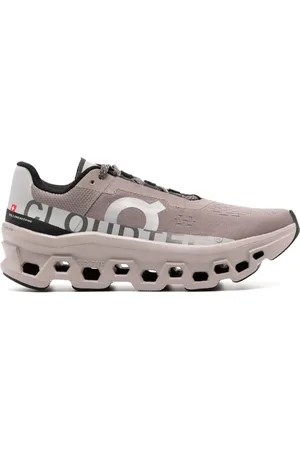 On Running Cloundmonster sneakers