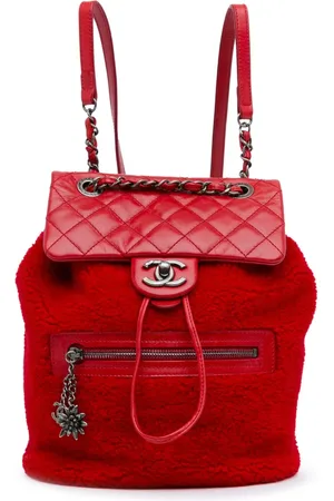 CHANEL 2015-2016 Small Shearling and Glazed Calfskin Mountain backpack