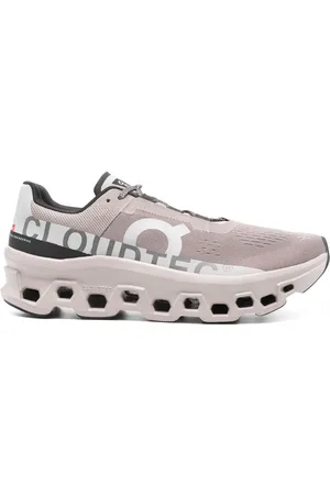 On Running Cloudmonster sneakers