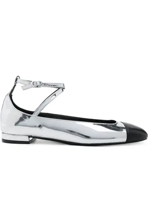 Stuart Weitzman Patent leather ballerina shoes