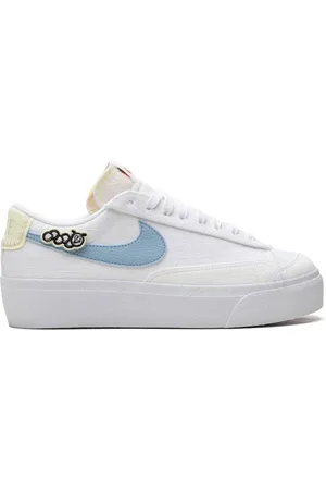 Nike Blazer low-top platform sneakers