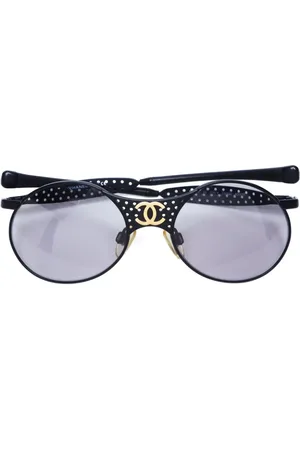 CHANEL 2000s CC logo sunglasses