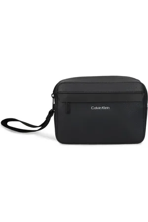 Calvin Klein Logo-print wash bag
