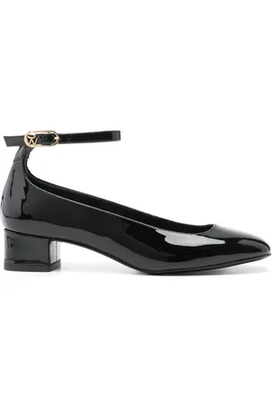 Stuart Weitzman 35mm Jane pumps