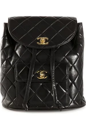 CHANEL CC
