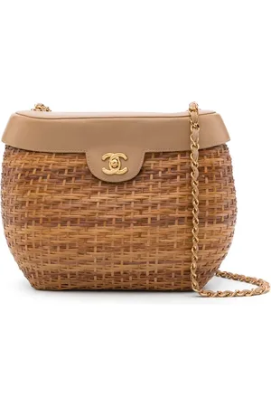 CHANEL Basket shoulder bag