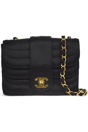 CHANEL 1992 Horizontal Flap shoulder bag
