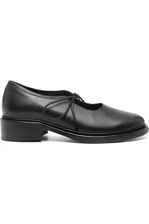 Nicole Saldanã Fabiana loafers