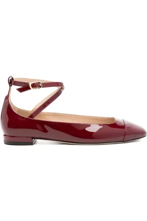 Stuart Weitzman Eden ballerina shoes