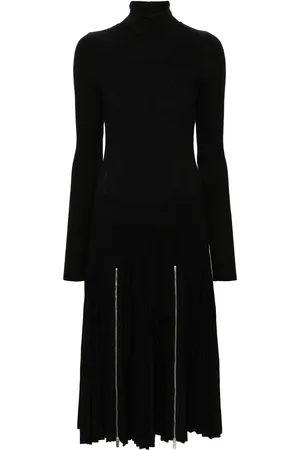Burberry Pleated dress