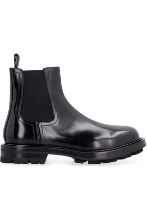 Alexander McQueen Tread Chelsea ankle boots