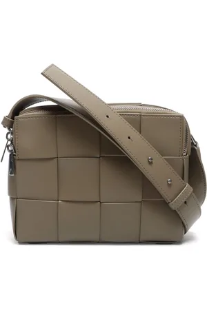 Bottega Veneta 2020s Cassette shoulder bag