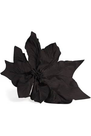 Nina Ricci Pavot Flower pin