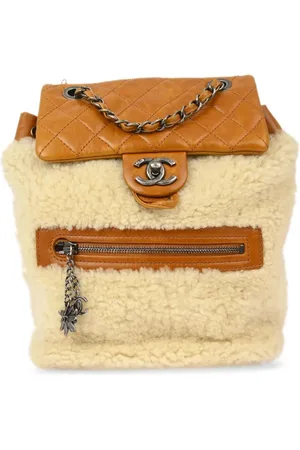 CHANEL 2015 shearling backpack
