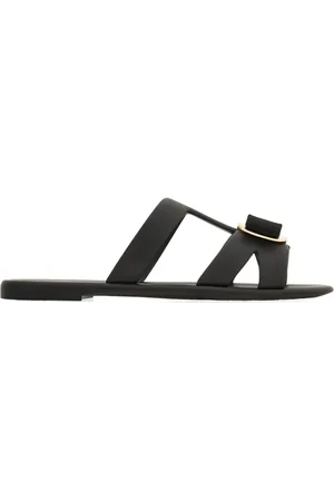 Salvatore Ferragamo New Vara plate sandals