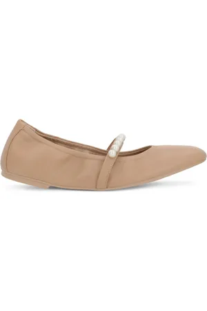 Stuart Weitzman Goldie ballet flats