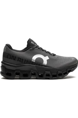 On Running Cloudmonster 2 sneakers