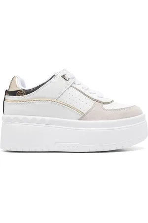 Guess Logo-debossed sneakers