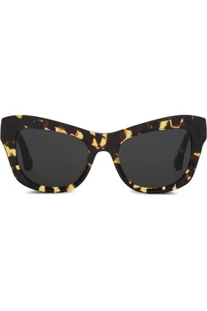 Burberry Shield Hinge sunglasses