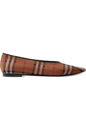 Burberry Vintage-check pointed-toe ballerina shoes