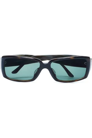 CHANEL 2000s CC logo sunglasses