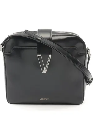 VERSACE 2000-2009s Greca shoulder bag