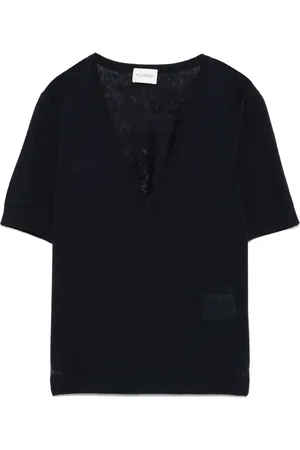 Closed V-neck T-shirt