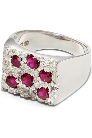 Bleue Burnham Grand Rose Garden sapphire signet ring