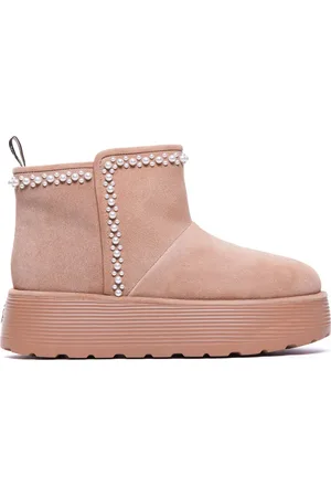 Stuart Weitzman Nellie boots