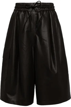 YVES SALOMON Knee-length leather shorts