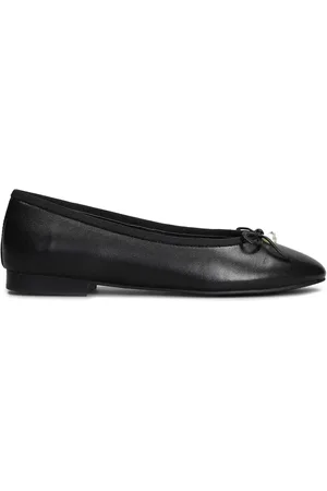Lola Cruz Lima ballerina shoes