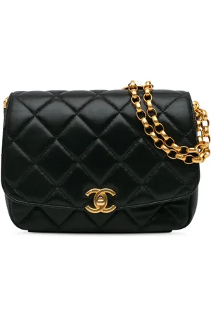 CHANEL 2020 Quilted Lambskin CC Coin Flap crossbody bag