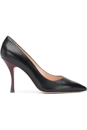 Stuart Weitzman Tippi pumps