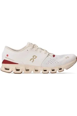 On Running Cloud X 4 sneakers