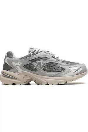 New Balance 725 "Light " sneakers