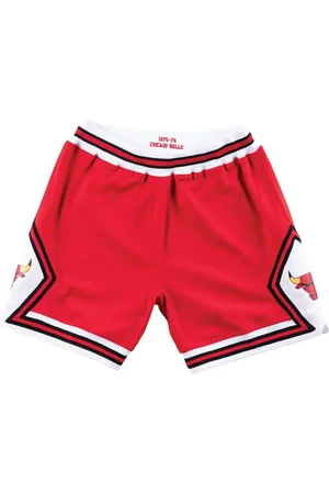 Mitchell & Ness 1975/76 Chicago Bulls Authentic Road Basketball shorts