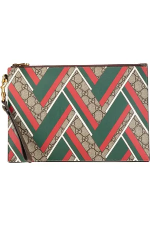 Gucci 2000-2015 GG Supreme Chevron clutch bag