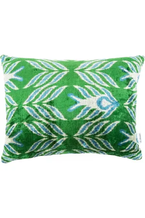 Les-Ottomans Velvet cushion (40cm x 50cm)