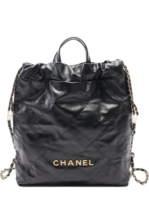 CHANEL 2021s Chanel 19 backpack